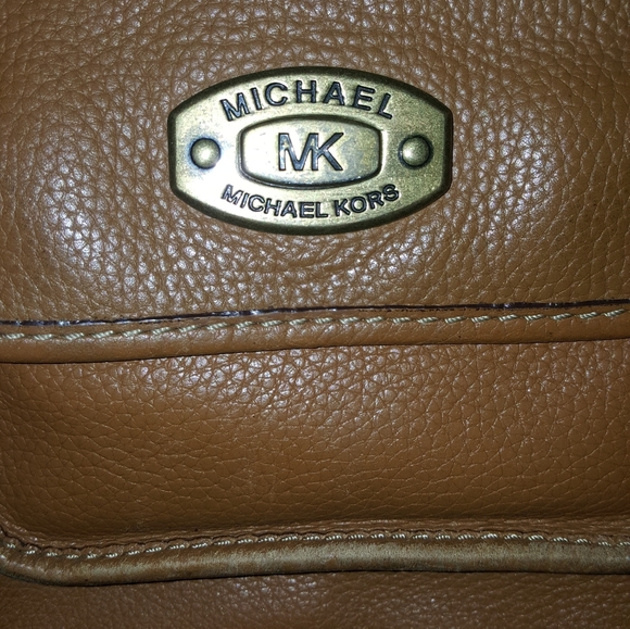 *SOLD*Michael Kors vintage hobo - Picture 5 of 12